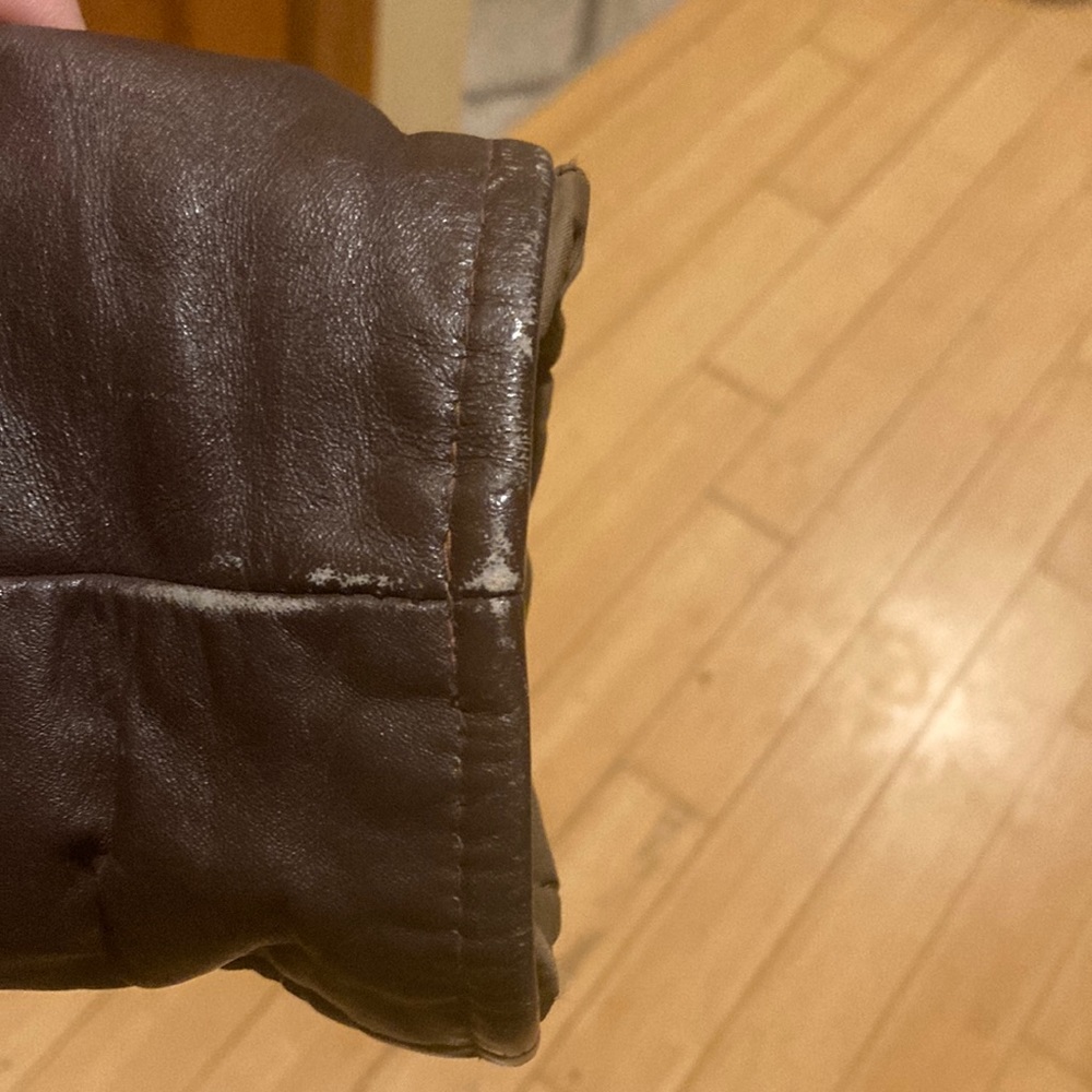 leather jacket - Picture 5 of 8